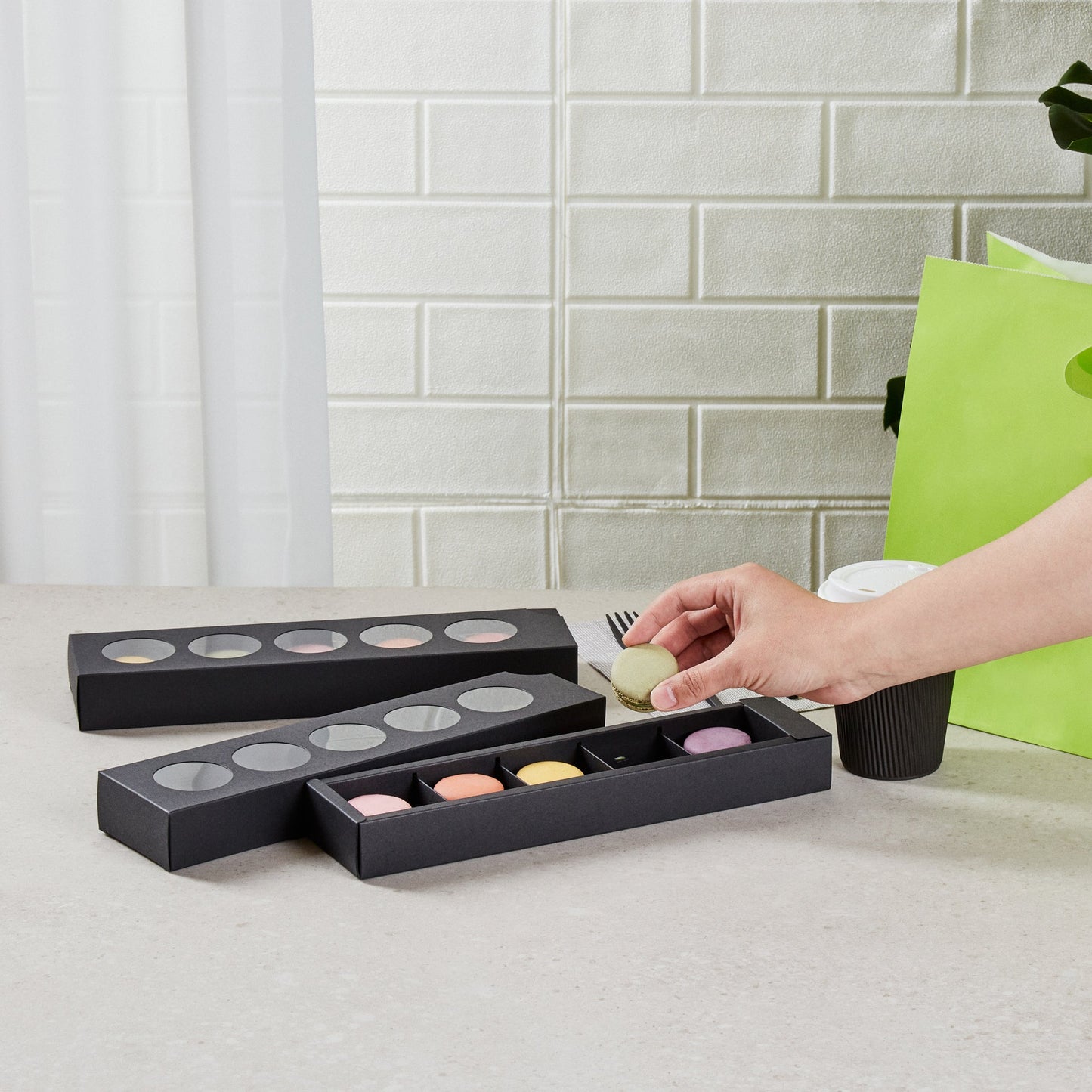 Valentino Rectangle Black Paper Macaron Box - Holds 5 Macarons - 12" x 3" x 1 1/2" - 100 count box