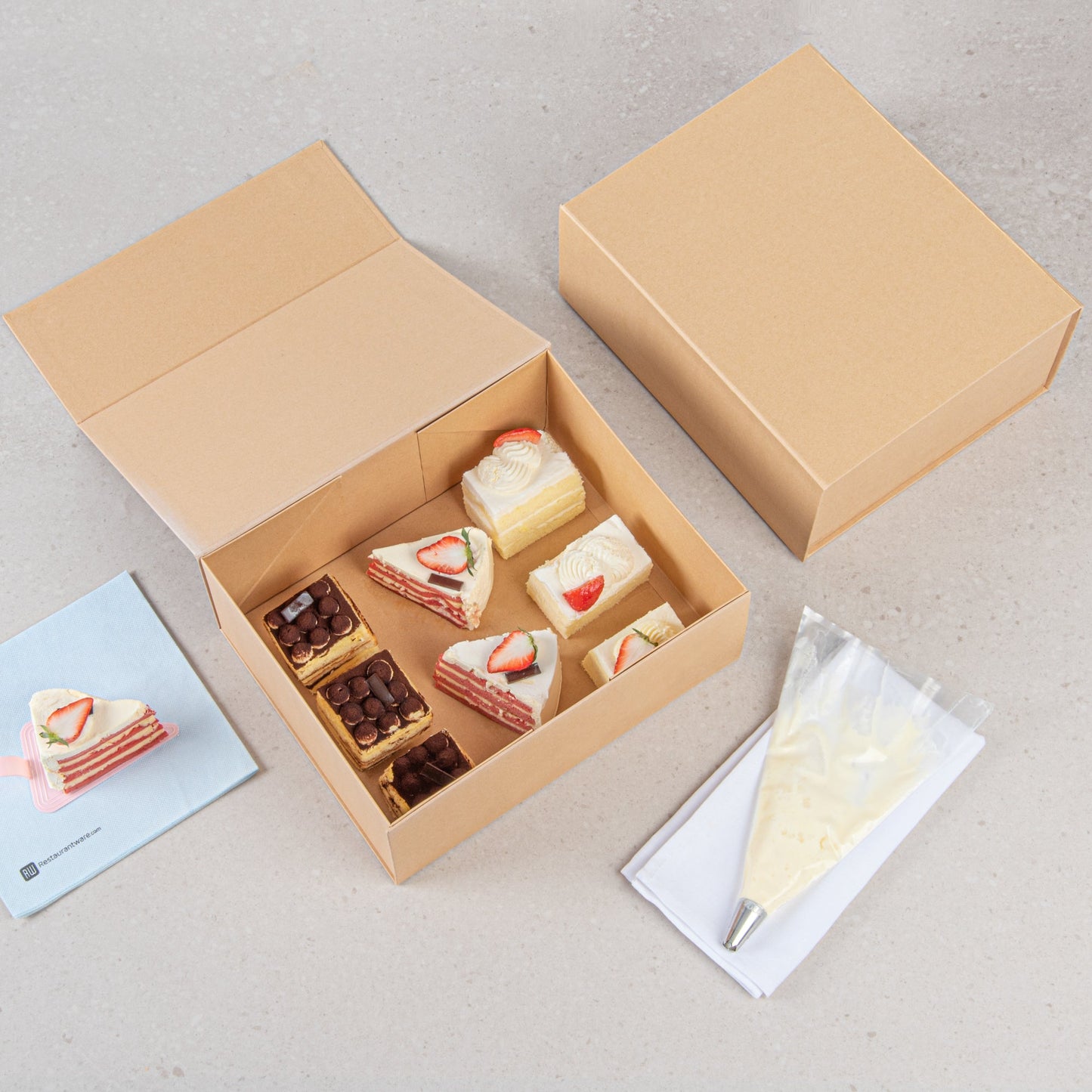 Cater Tek Rectangle Kraft Paper Extra Large Tic Tac Box - Magnetic - 12" x 10" x 5" - 10 count box