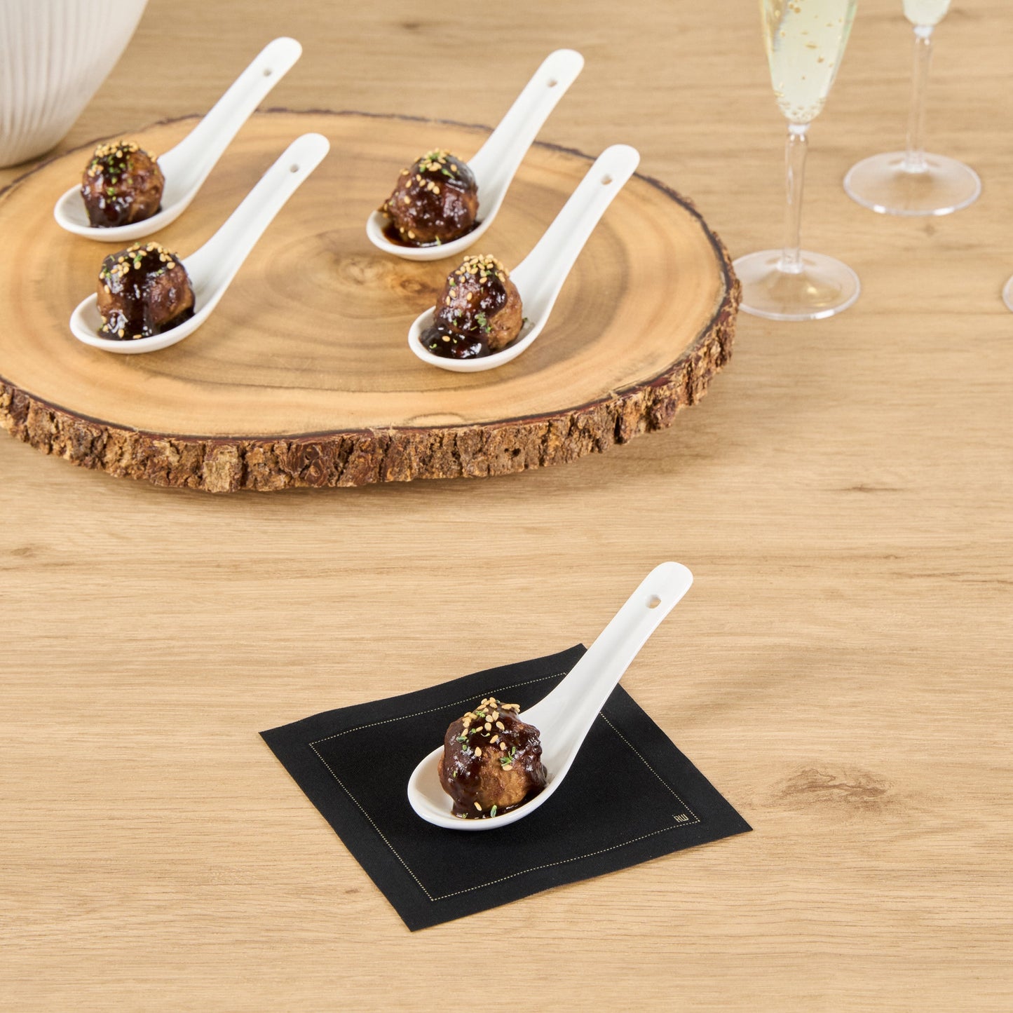 Chef 101 White Porcelain Asian Spoon - 5" x 1 3/4" x 2" - 10 count box