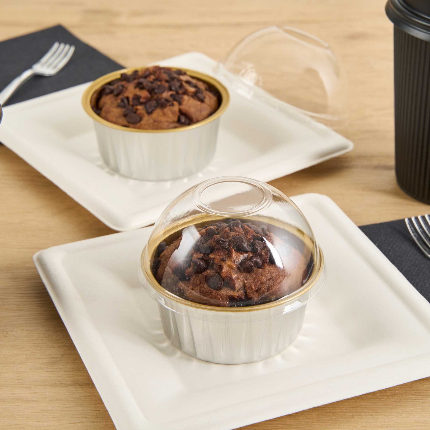 Pastry Tek 4 oz Round Silver Aluminum Baking Cup - Inner Gold, with Plastic Dome Lid - 3 1/4" x 3 1/4" x 1 1/2" - 100 count box