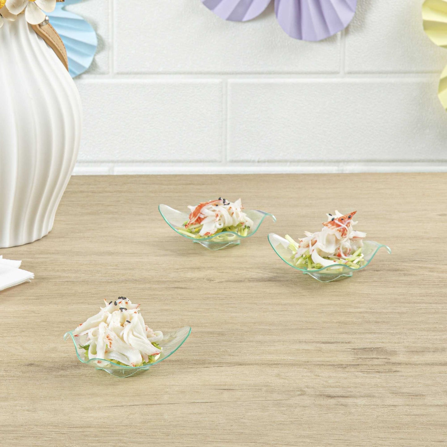 Mini Serve Triangle Seagreen Plastic Shooting Star Appetizer Plate - 3" x 3" - 100 count box