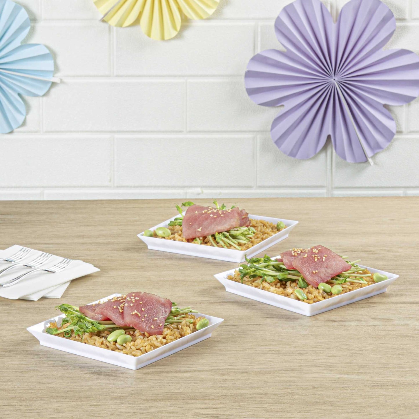 Mini Serve Square White Plastic Medium Modern Plate - 5" x 5" - 100 count box