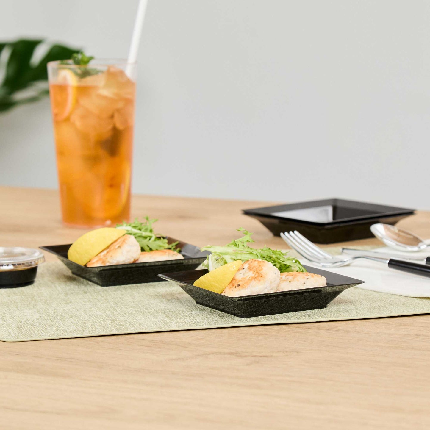 Mini Serve Square Black Plastic Plate - 4 1/4" x 4 1/4" x 1/2" - 100 count box