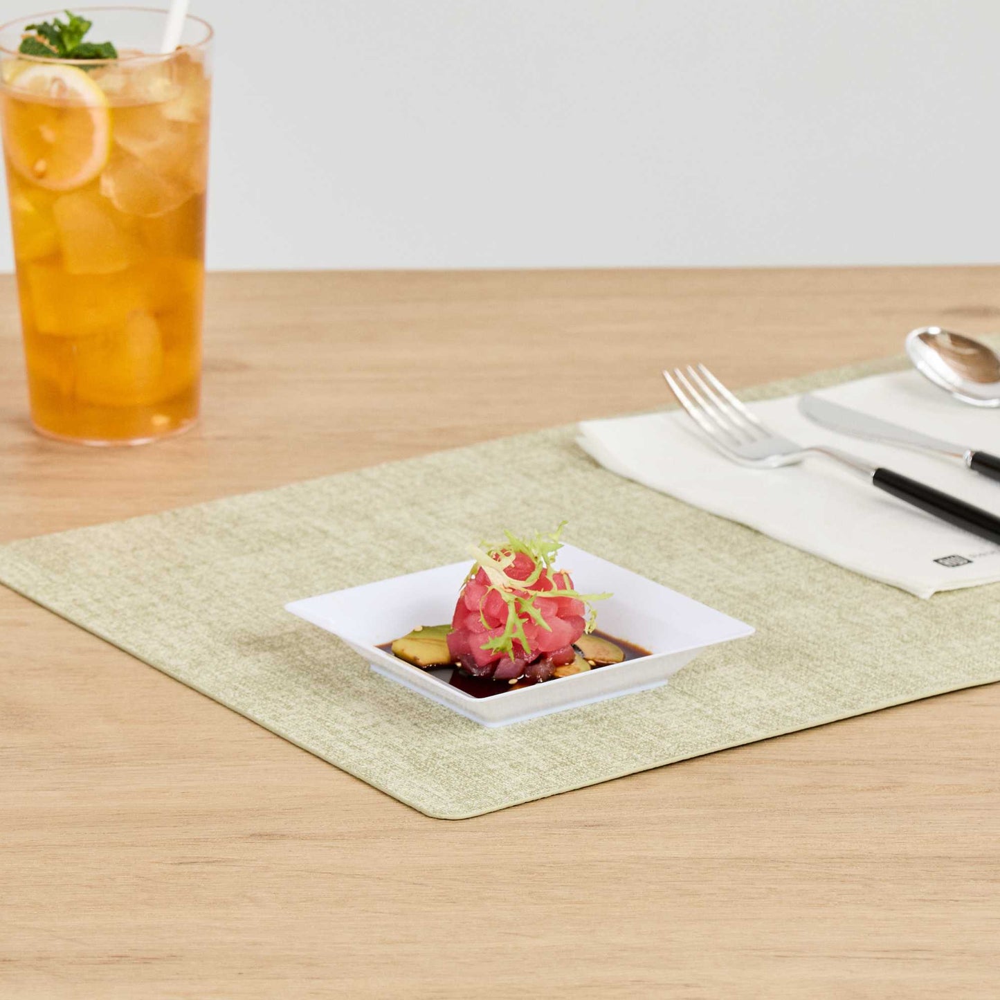 Mini Serve Square White Plastic Plate - 4 1/4" x 4 1/4" x 1/2" - 100 count box