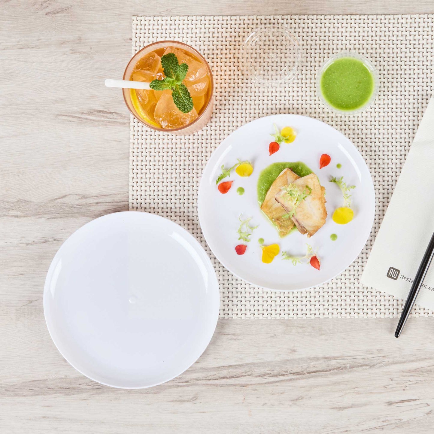 Maxi Serve Round White Plastic Medium Elegant Plate - 7" x 7" - 100 count box