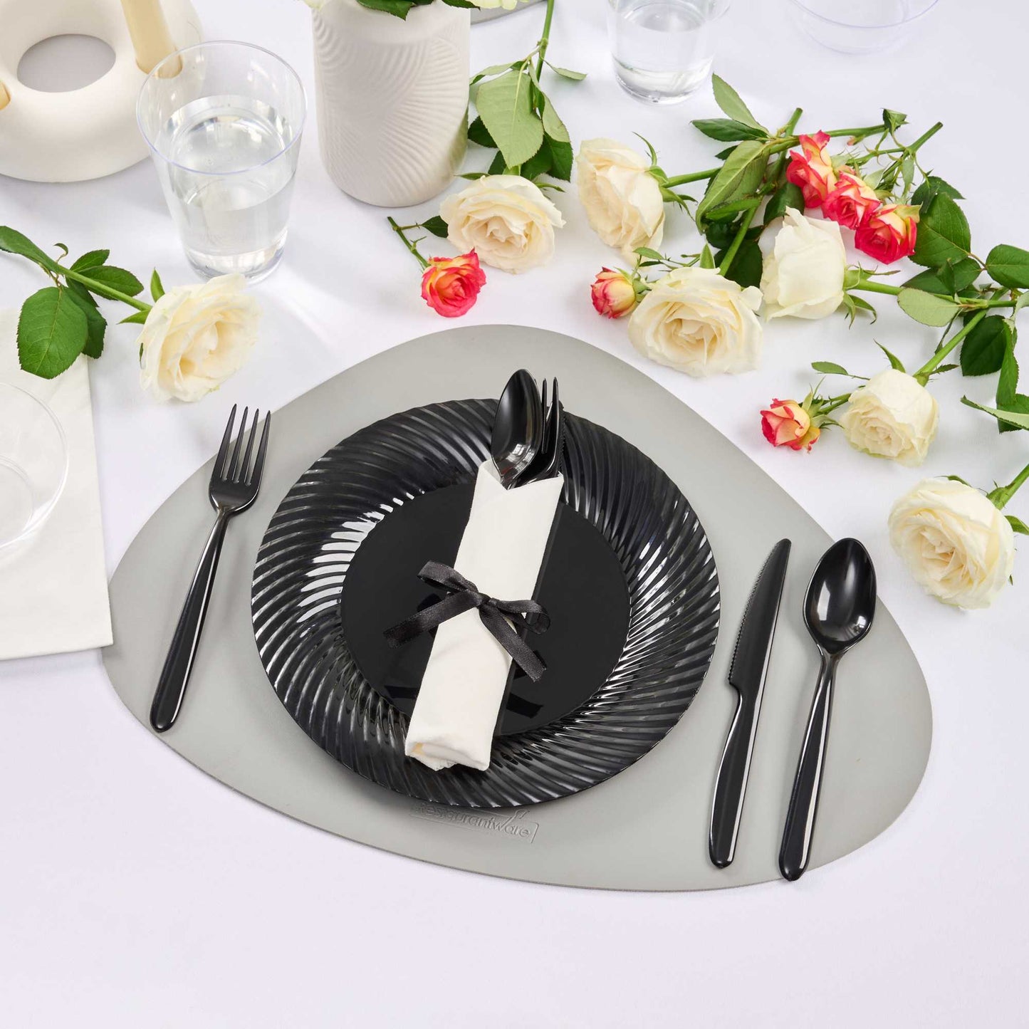 Moderna Black Plastic Cutlery Set - with White Napkin, Black Ribbon - 7 1/4" x 2" x 1 3/4" - 100 count box