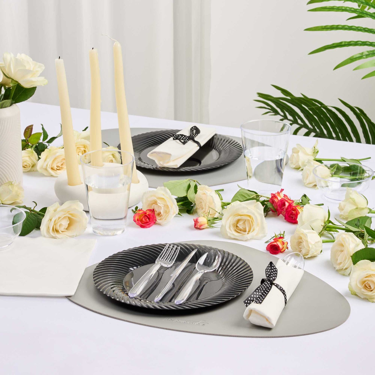 Moderna Clear Plastic Cutlery Set - with White Napkin, Polka Dot Ribbon - 7 1/4" x 2" x 1 3/4" - 100 count box
