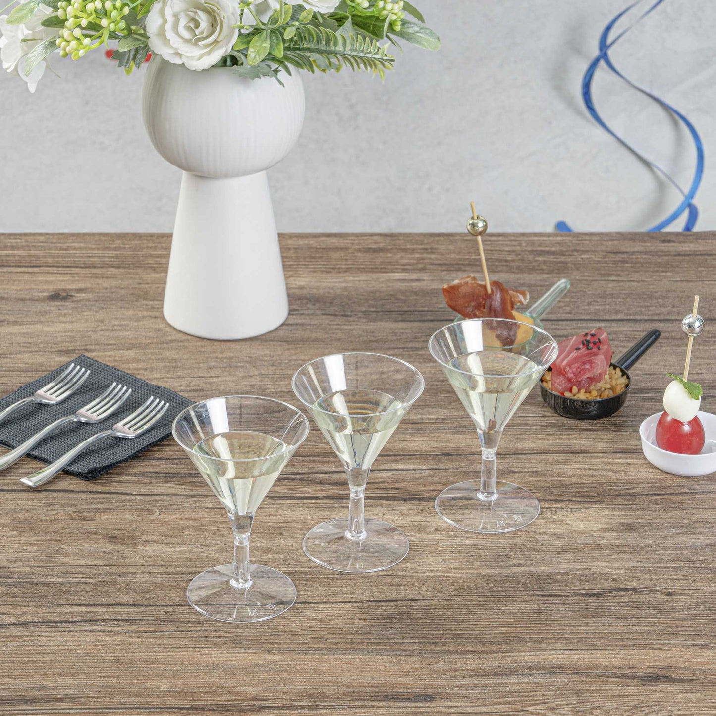 Bev Tek 2 oz Round Clear Plastic Mini Martini Glass - 2 1/2" x 2 1/2" x 3 3/4" - 100 count box