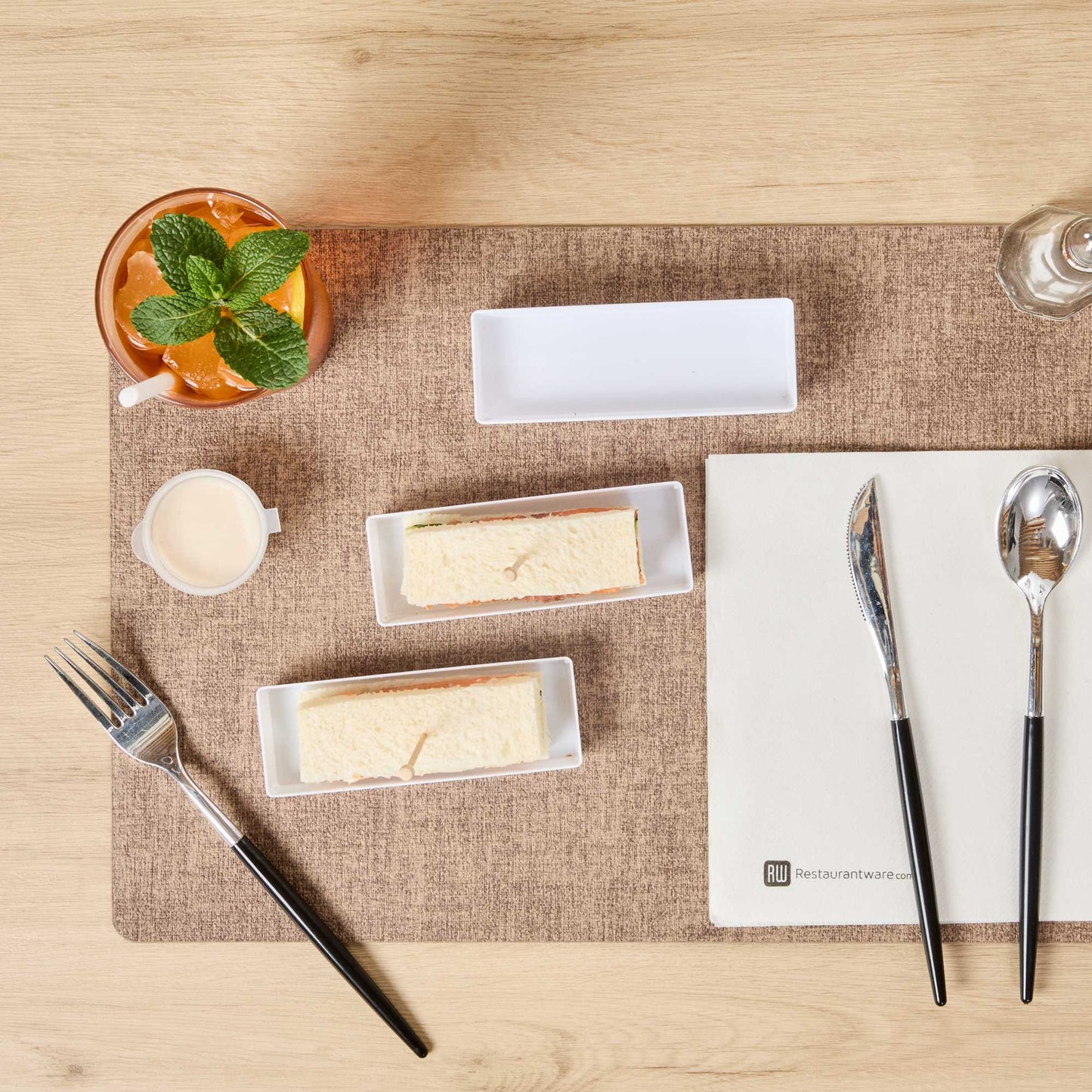 Mini Serve Rectangle White Plastic Modern Plate - 5 1/4" x 1 3/4" x 3/4" - 100 count box