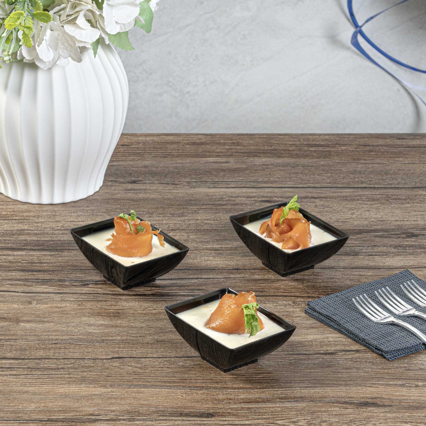 Mini Serve 3 oz Rectangle Black Plastic Small Architetto Bowl - 3 1/4" x 2 1/4" x 1 1/4" - 100 count box