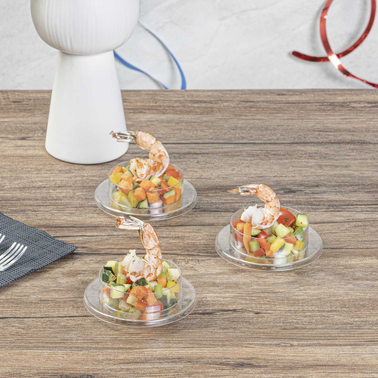 Mini Serve 3 oz Round Clear Plastic Gastronomique Petri Dish - 3 1/4" x 3 1/4" x 1" - 100 count box