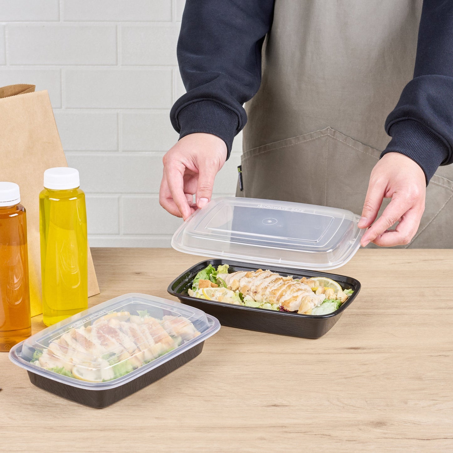 Asporto 28 oz Rectangle Black Plastic To Go Box - with Clear Lid, Microwavable - 8 3/4" x 6" x 1 1/2" - 100 count box