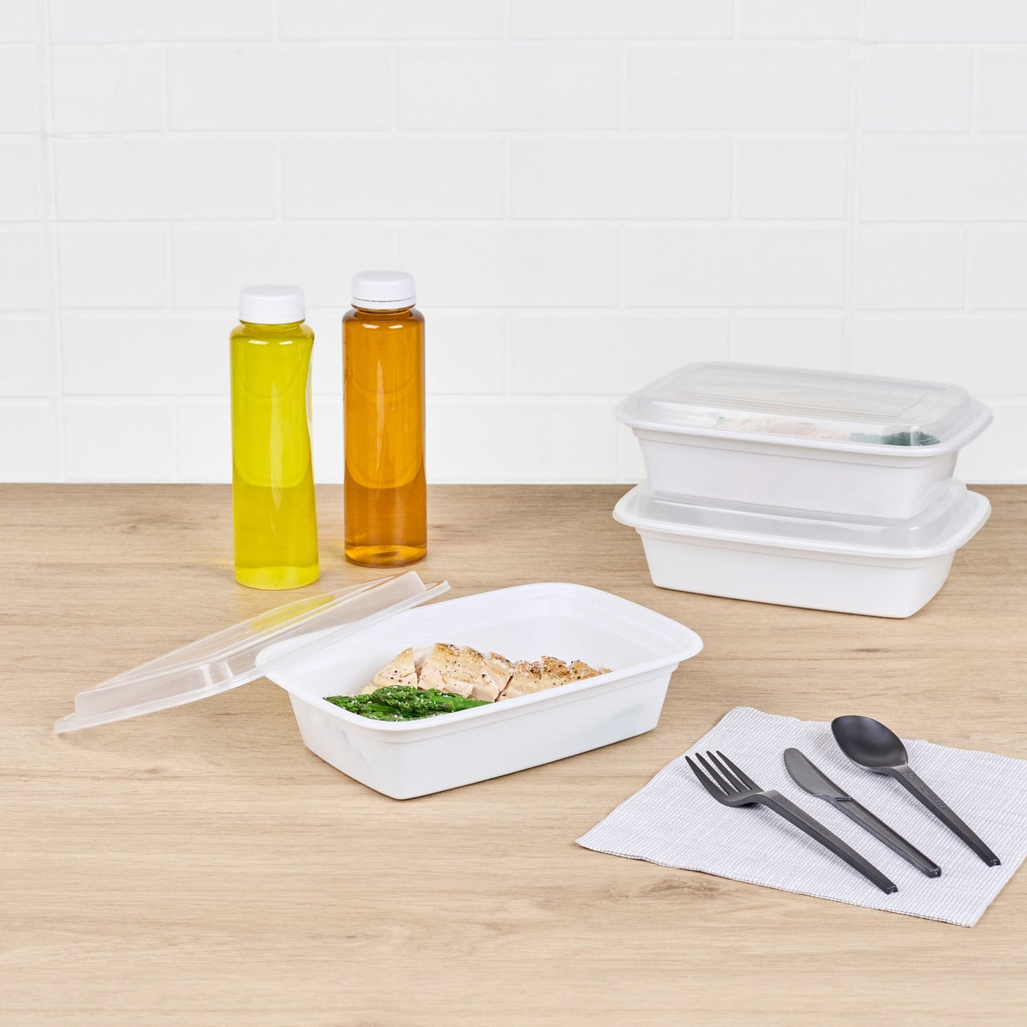 Asporto 38 oz Rectangle White Plastic To Go Box - with Clear Lid, Microwavable - 8 3/4" x 6" x 2" - 100 count box