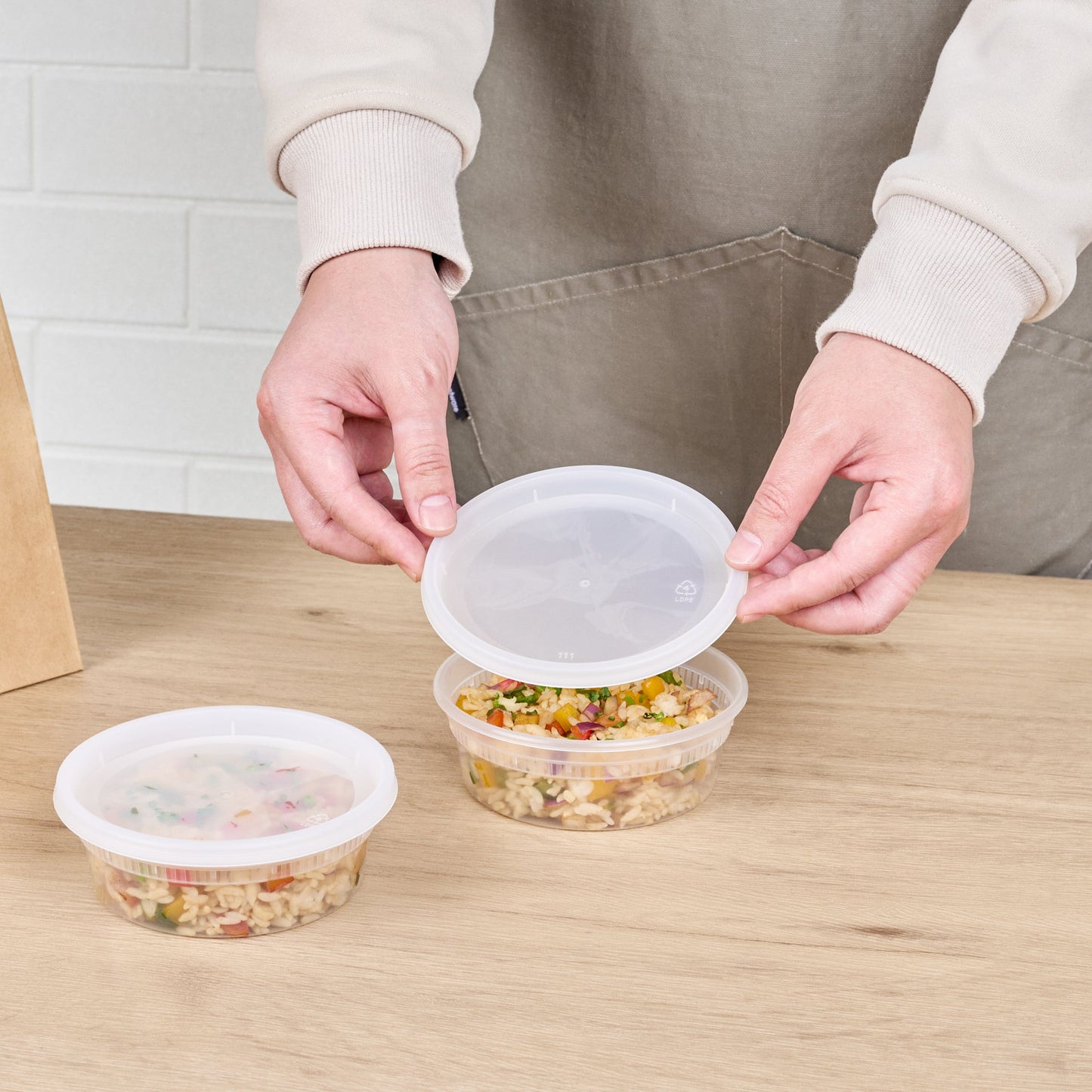 Asporto 8 oz Round Clear Plastic Soup Container - with Lid, Microwavable - 4 1/2" x 4 1/2" x 1 3/4" - 100 count box