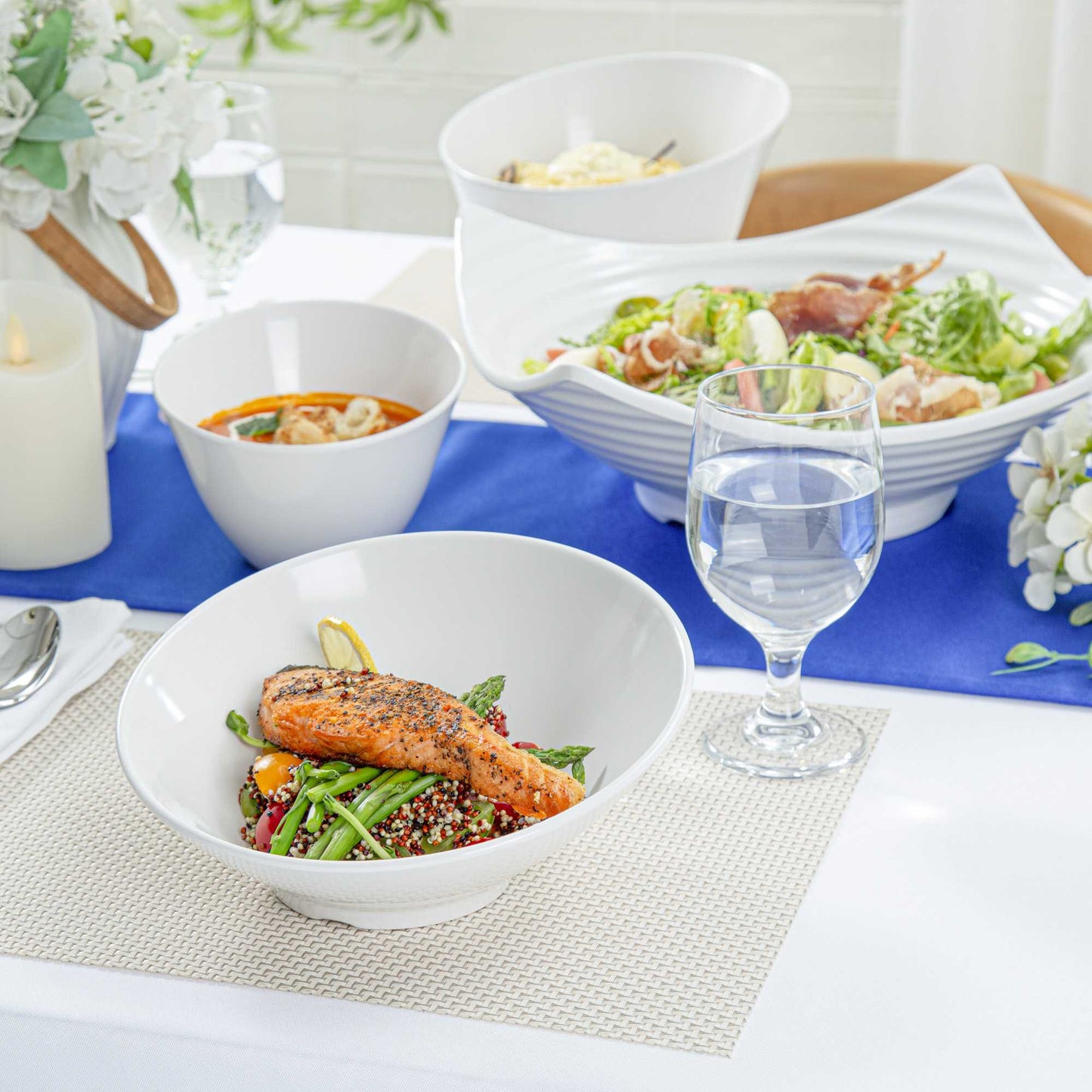 Voga 22 oz Round White Melamine Wide Bowl - Incline Face - 9" x 9" x 2" - 2 count box
