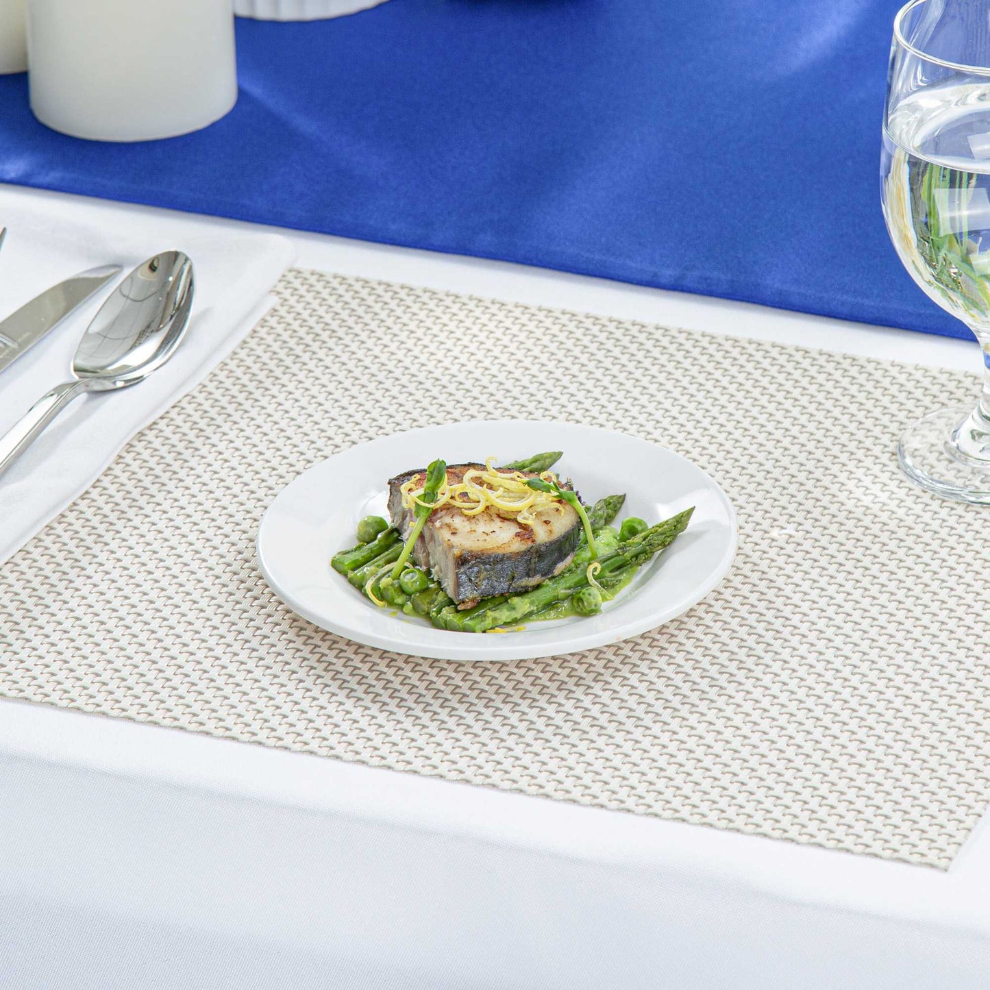 Voga Round White Melamine Small Plate - Classic, Rimmed - 6" x 6" x 1/2" - 10 count box