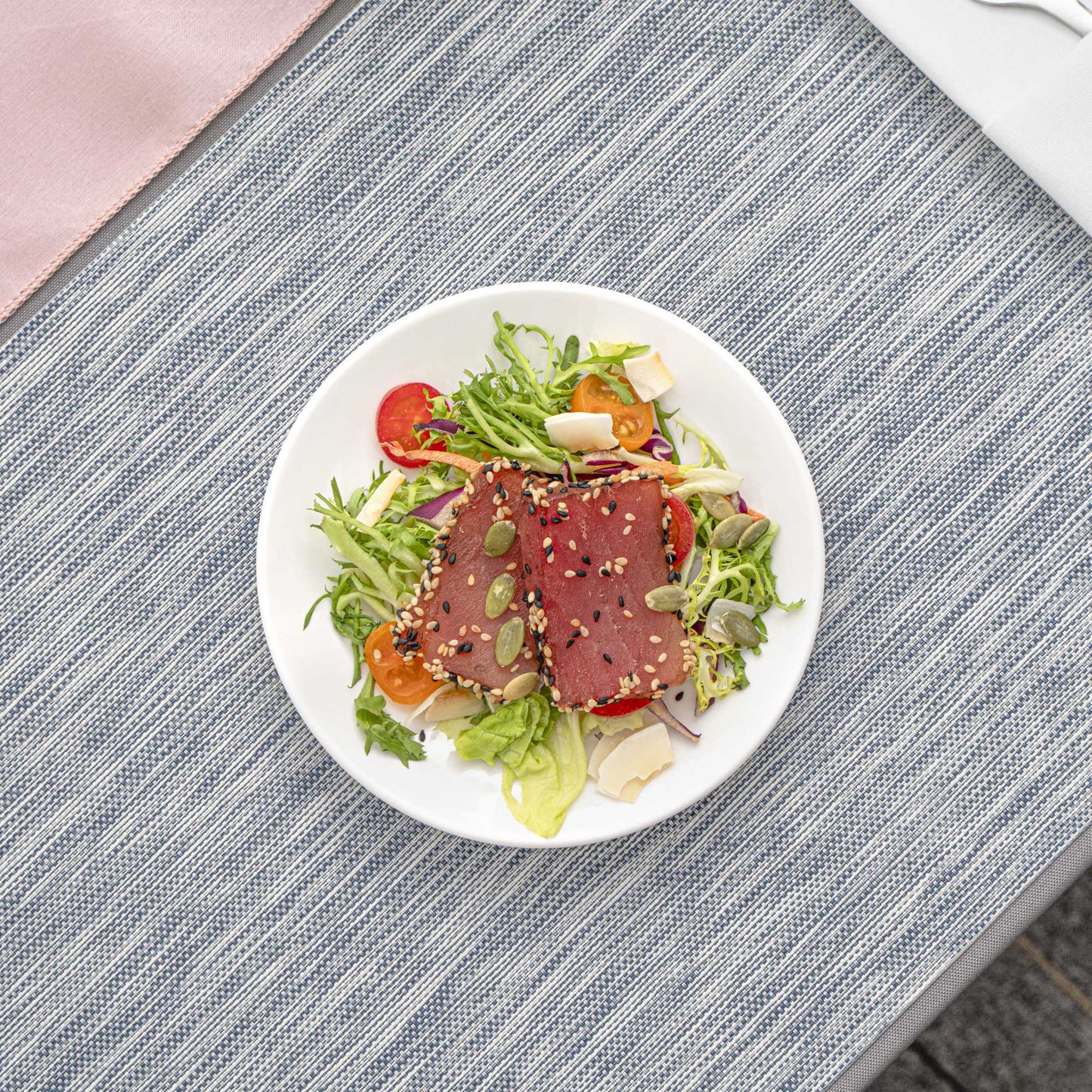 Voga Round White Melamine Small Plate - Classic, Rimless - 6" x 6" x 1" - 10 count box