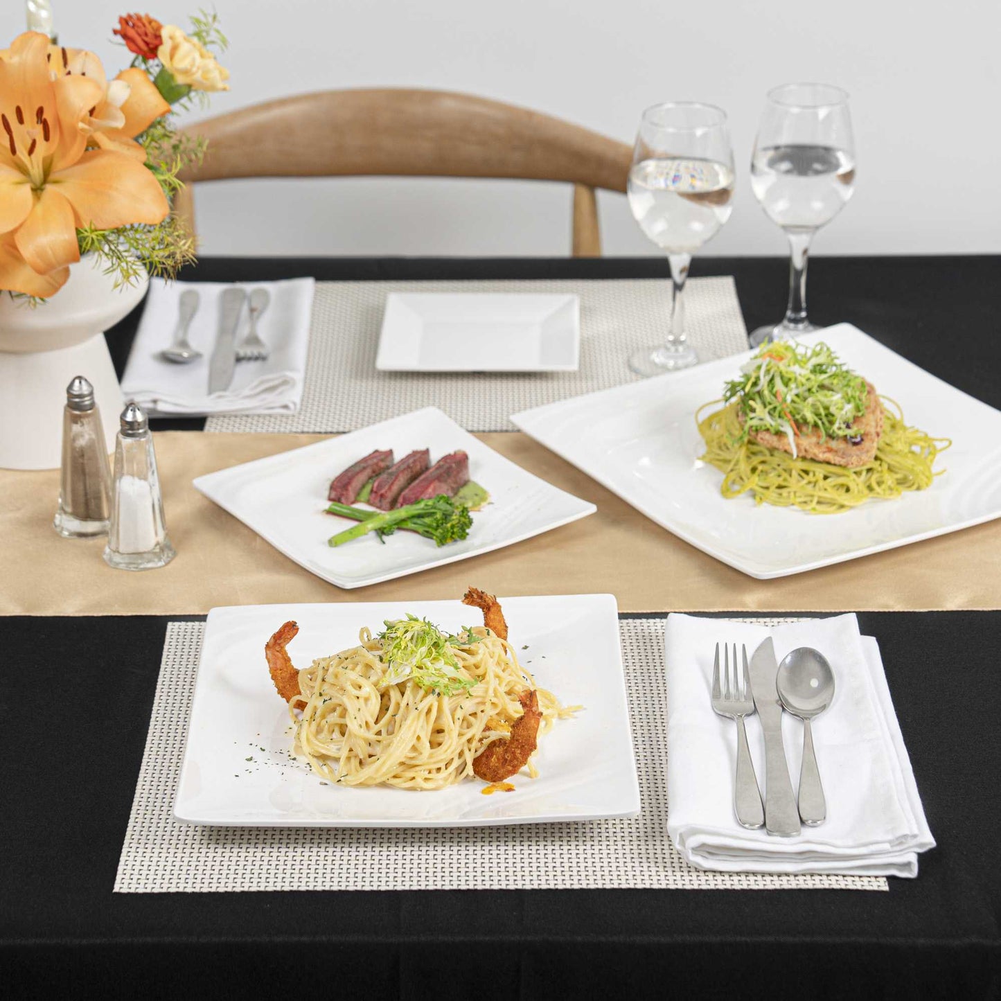 Voga Square White Melamine Medium Plate - Flare - 10" x 10" x 3/4" - 10 count box