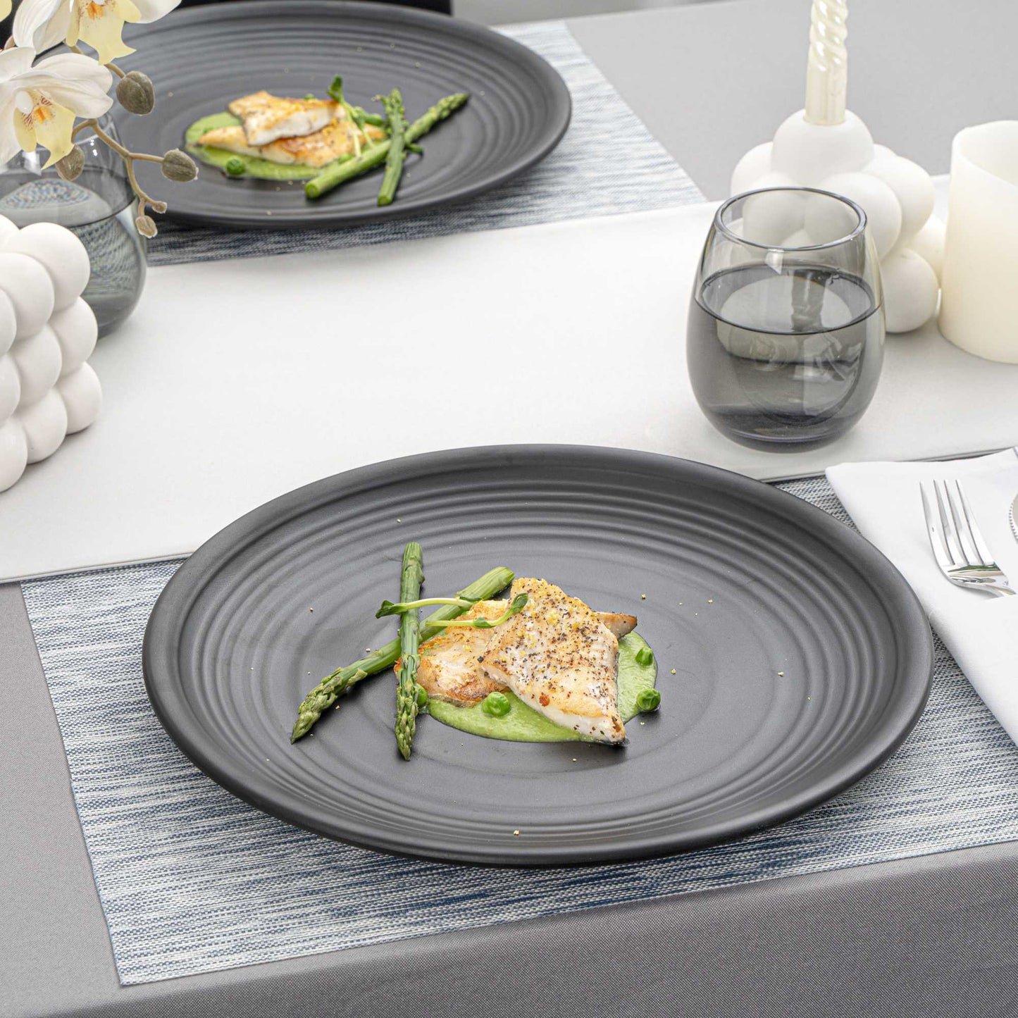 Voga Round Black Melamine Large Plate - Japonais, Black Stone - 12" x 12" x 1 1/4" - 10 count box