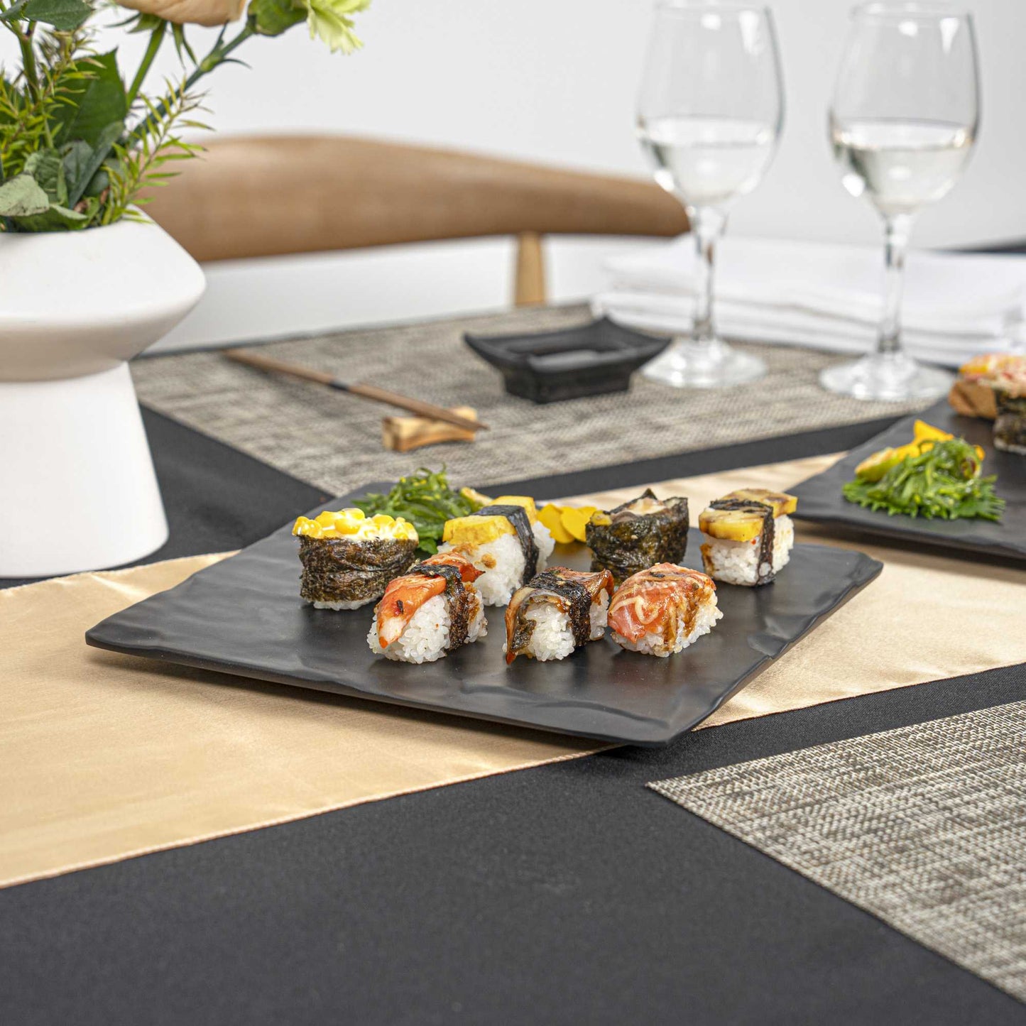 Voga Square Black Melamine Plate - Japonais, Slate - 10" x 10" x 3/4" - 4 count box