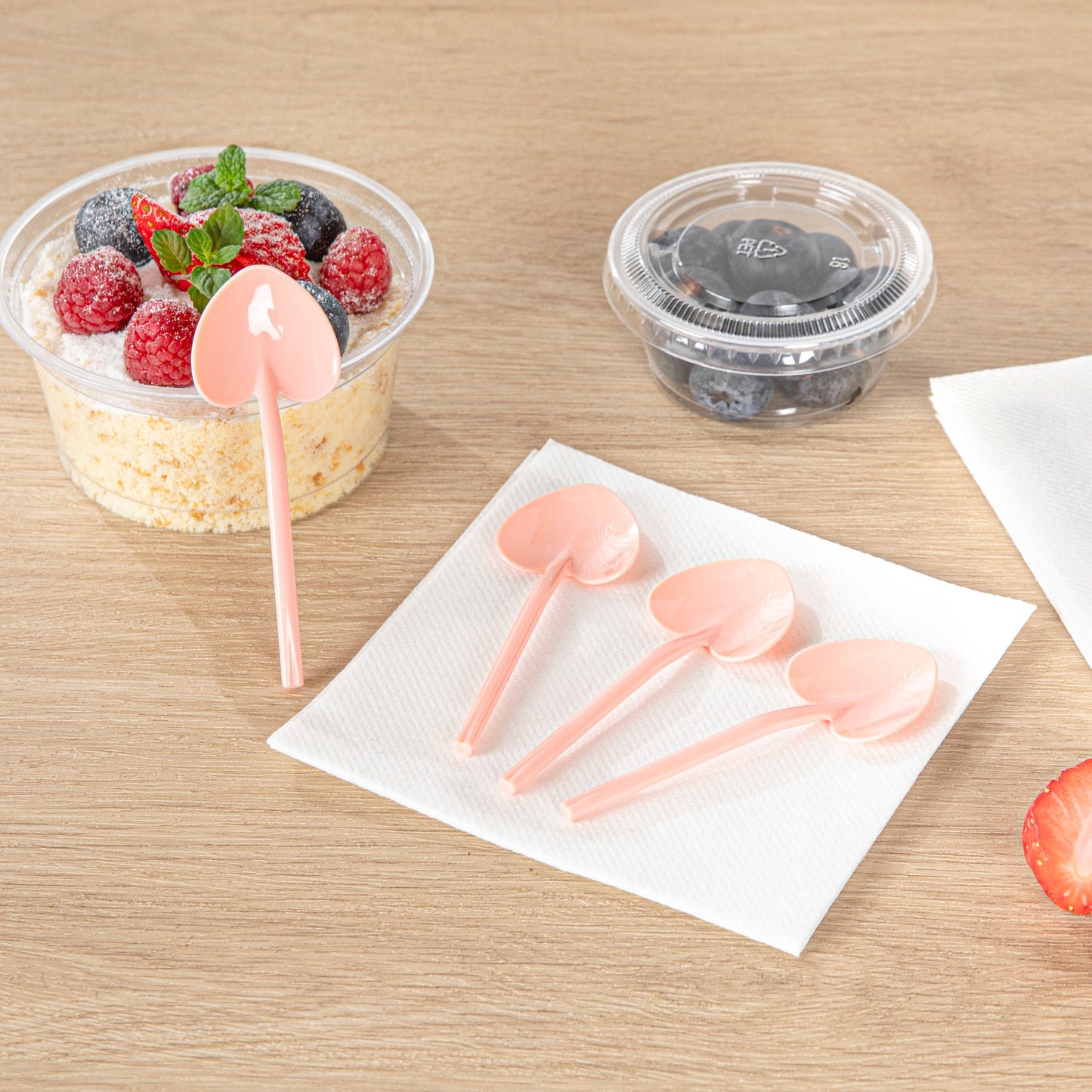 Coppetta Coral Plastic Love Shovel Spoon - 3 1/2" x 1 1/4" - 500 count box