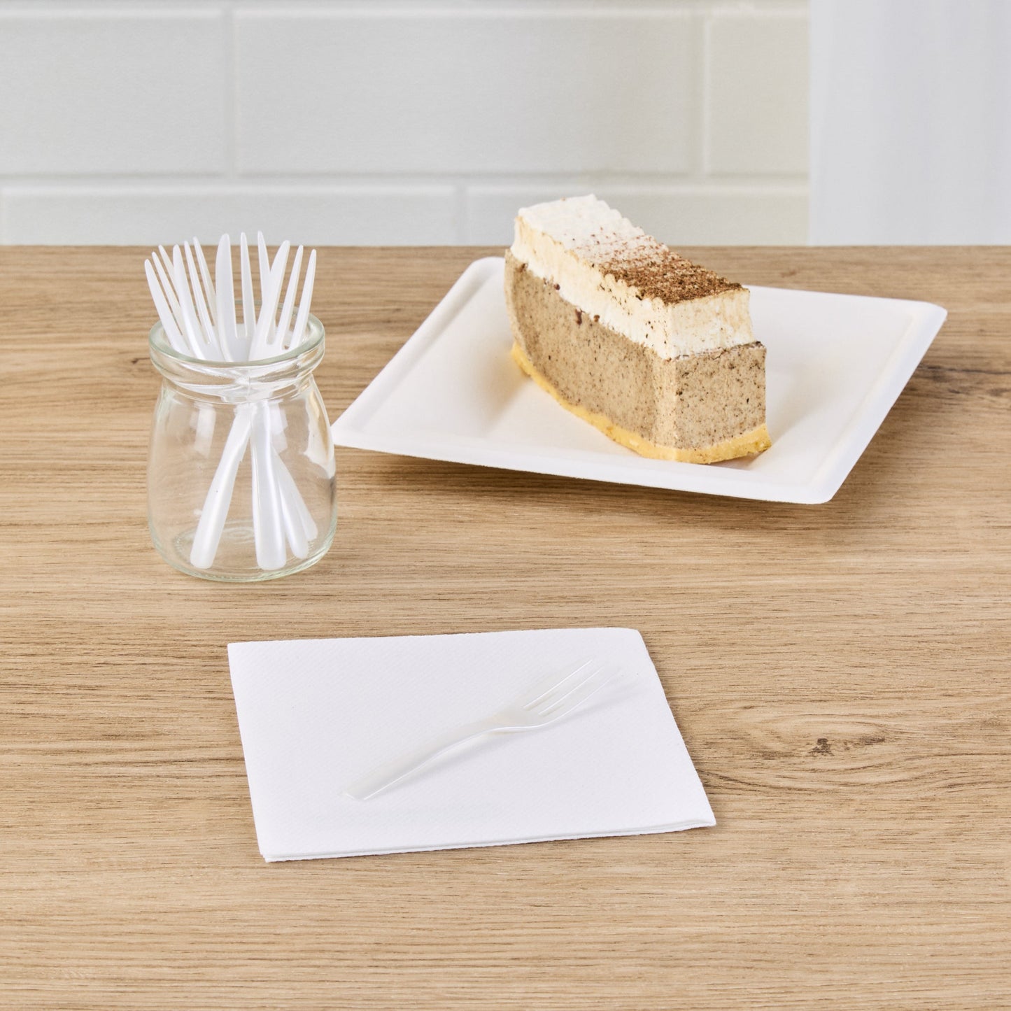 Coppetta Pearl White Plastic Cake Fork with Knife Edge - 4" x 3/4" - 500 count box