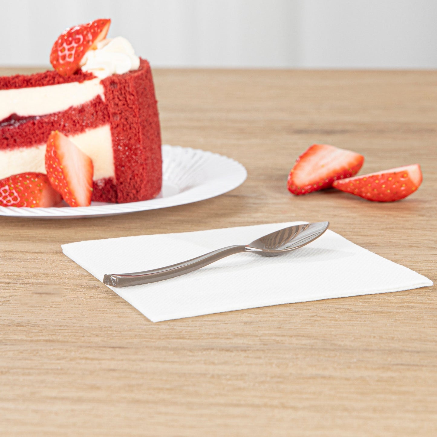 Coppetta Fashion Gray Plastic Petal Spoon - 4 1/2" x 1" - 500 count box