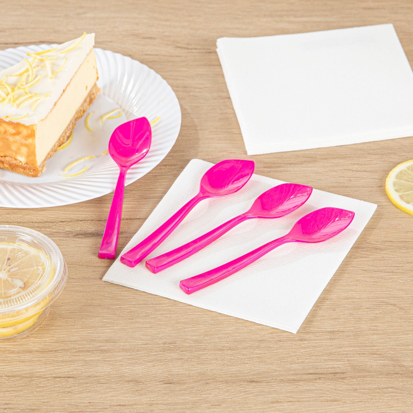 Coppetta Magenta Plastic Petal Spoon - 4 1/2" x 1" - 500 count box