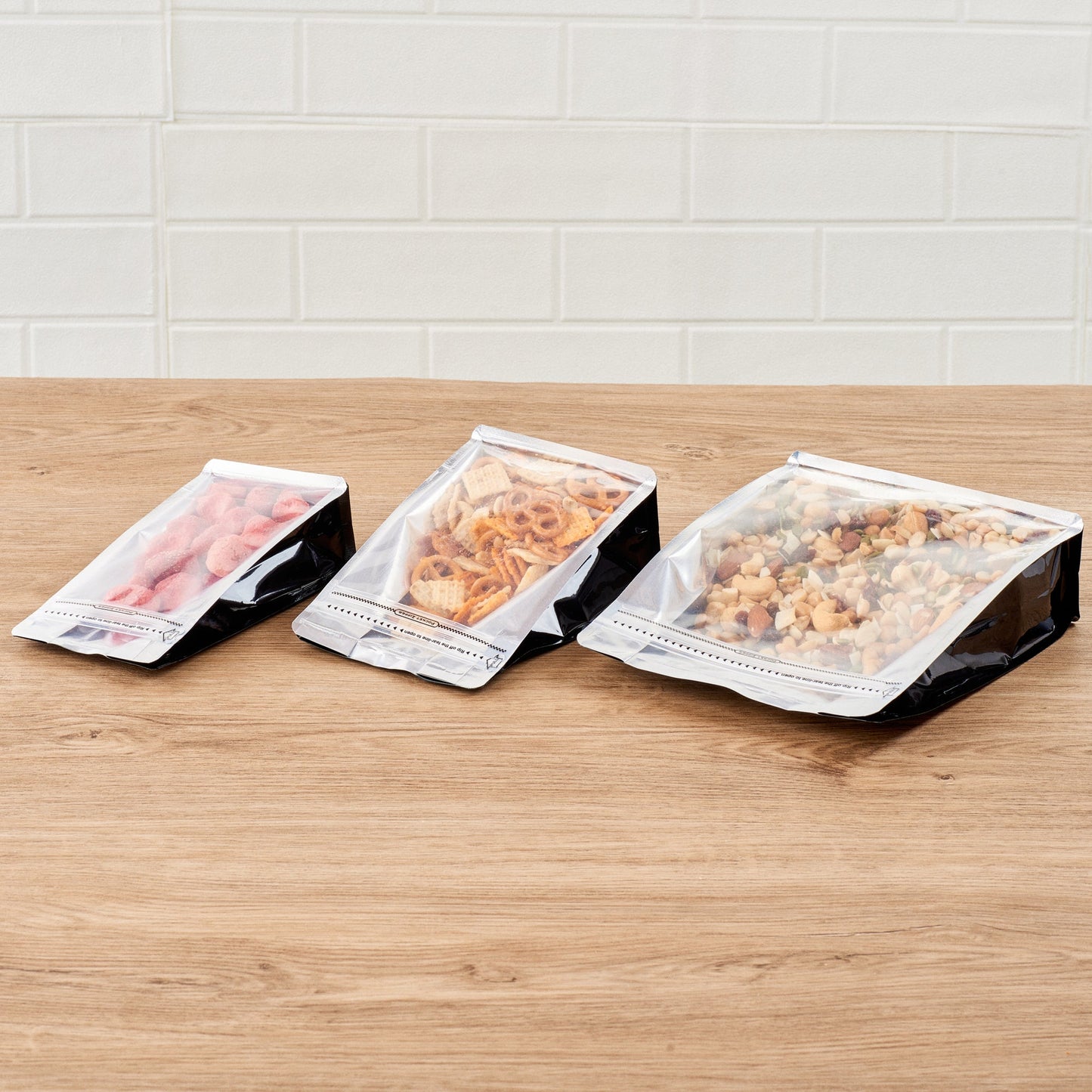 Bag Tek Black Plastic Large Snack Bag - Double Seal, Rip Lock, Heat Sealable - 9 1/2" x 7 1/2" x 2 3/4" - 100 count box