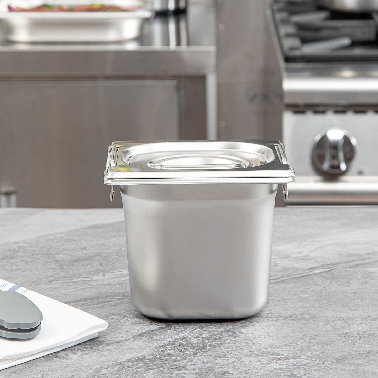 Met Lux Rectangle Stainless Steel Lid - Fits 1/6 Size Steam Table Pan - 1 count box