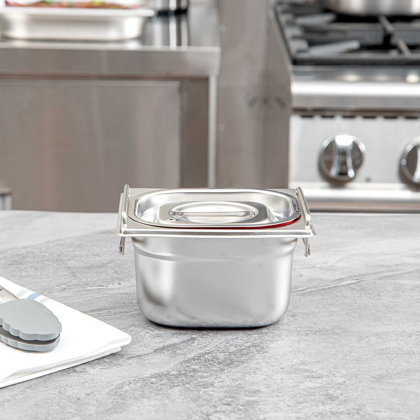 Met Lux Rectangle Stainless Steel Travel Lid - Fits 1/6 Size Steam Table Pan - 1 count box