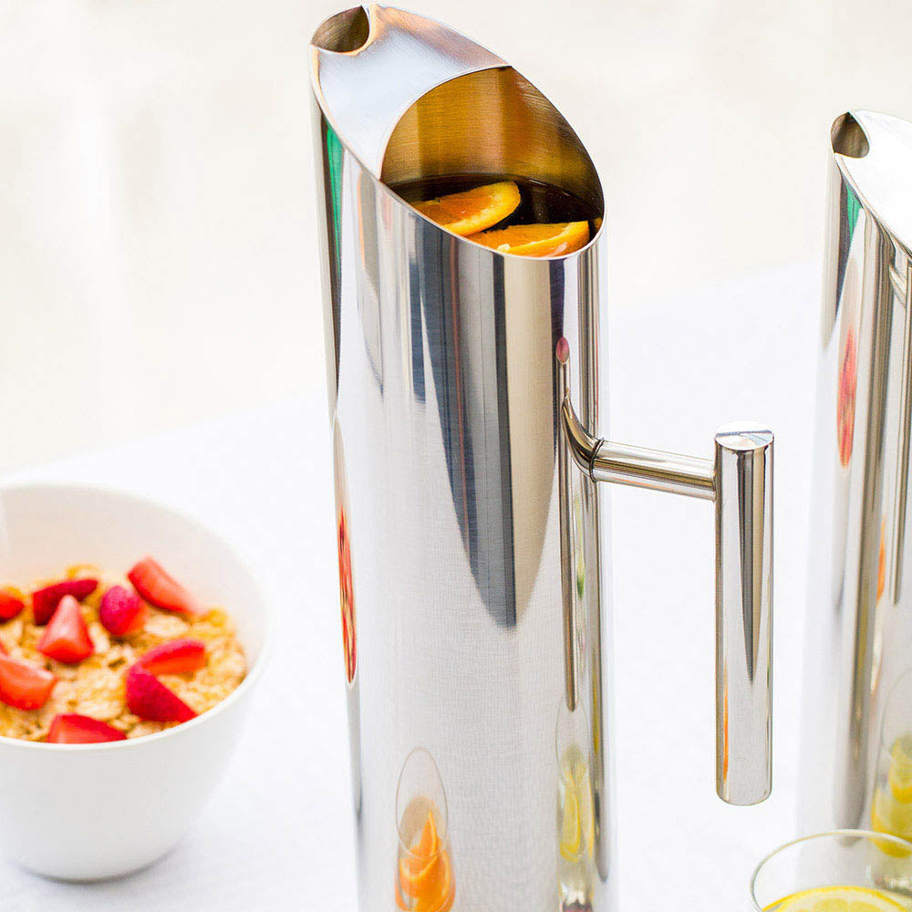 Met Lux 67 oz Round Polished Stainless Steel Water Pitcher - 3 1/2" x 3 1/2" x 14" - 1 count box