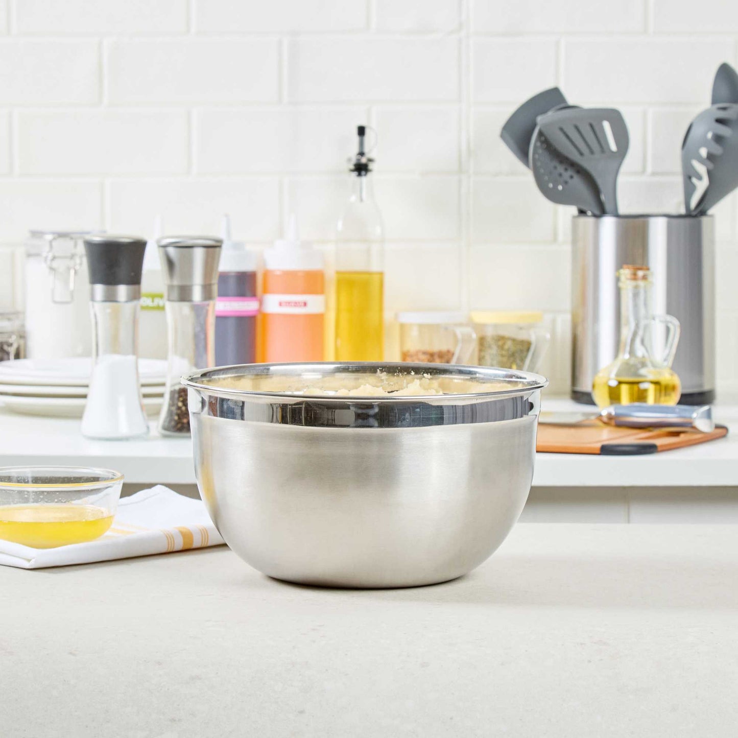 Met Lux 6 qt Stainless Steel Premium German Mixing Bowl - 1 count box