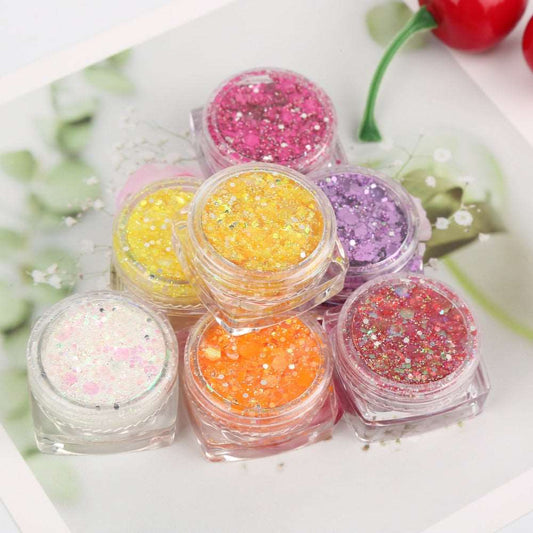 18 Colors Glitter Eyeshadow Makeup Nail Art Mermaid Sequin Shimmer Diamond Eye Shiny Skin Highlighter Face Body Glitter Cosmetic