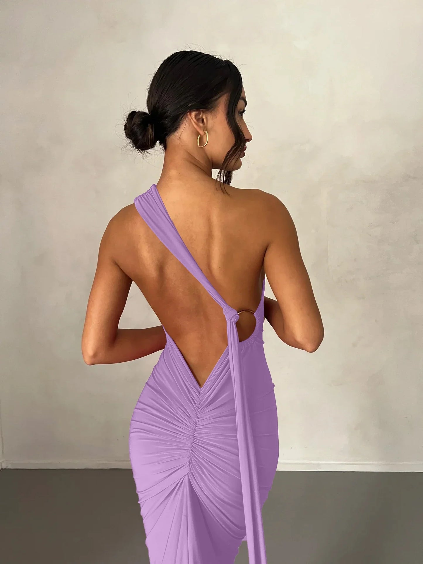 Hugcitar One Shoulder Backless Adjustable Scarf Loop Ruched Sexy Maxi Dress 2025 Women Elegant Y2K Streetwear Festival Outfit