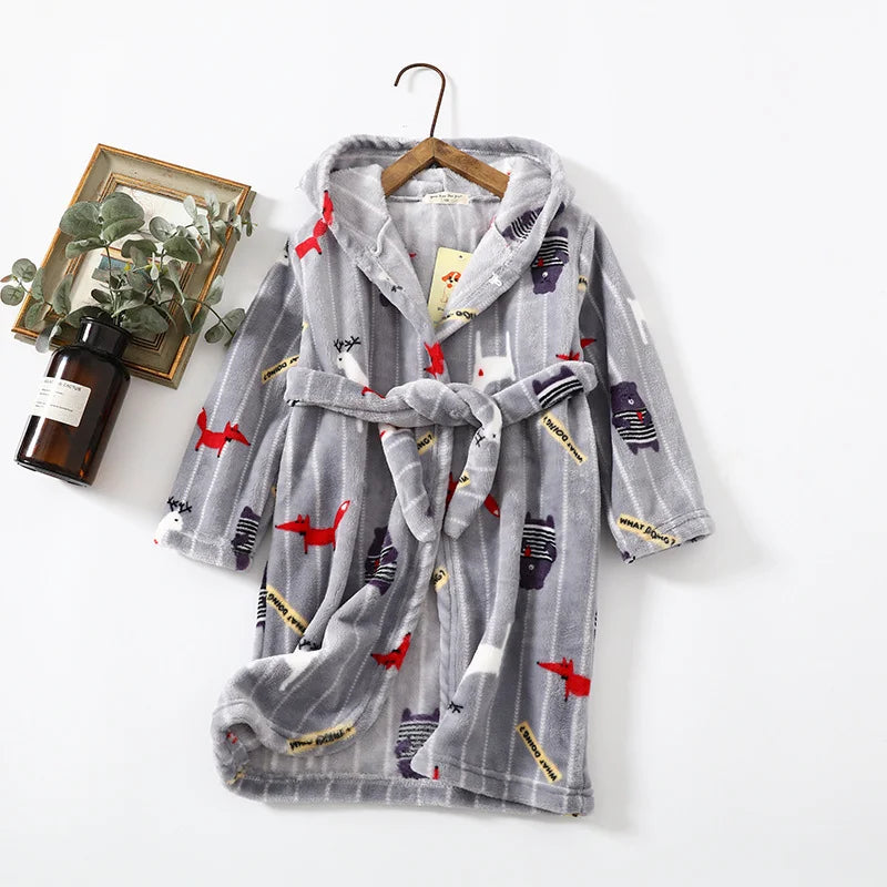 Winter Children Flannel Bath Robe Baby Cartoon Printed Hooded Bathrobe Baby Boy Girl Pajamas Kids Sleepwear Robe Nightgown