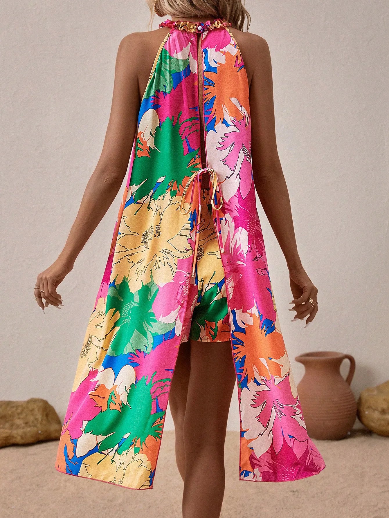 Women's Floral Print Halter Neck 2-Piece Set, Casual Sleeveless Top and Shorts, Summer Beach Outfit For Ladies