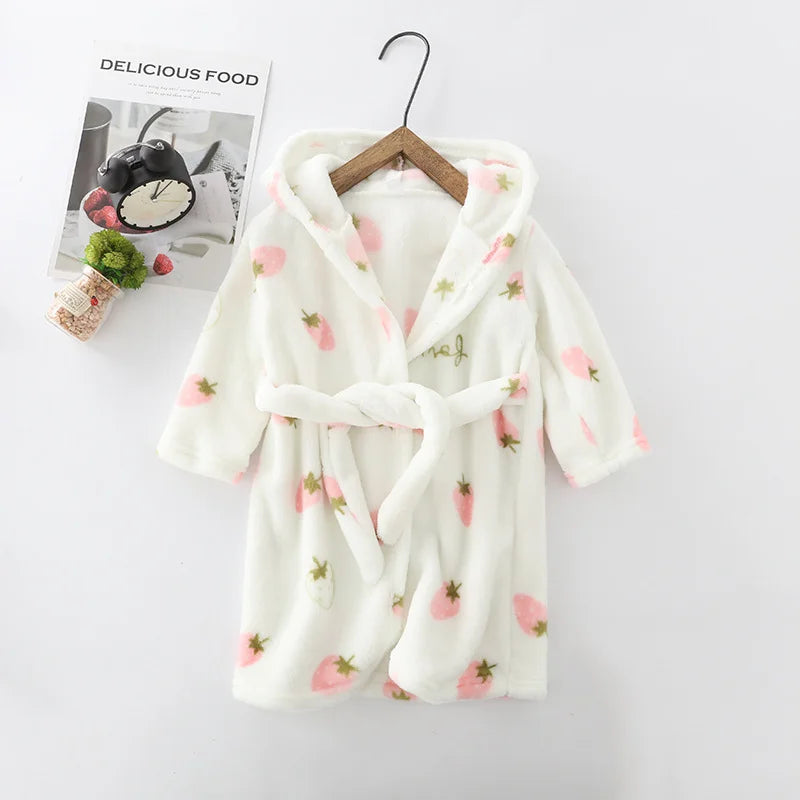 Winter Children Flannel Bath Robe Baby Cartoon Printed Hooded Bathrobe Baby Boy Girl Pajamas Kids Sleepwear Robe Nightgown