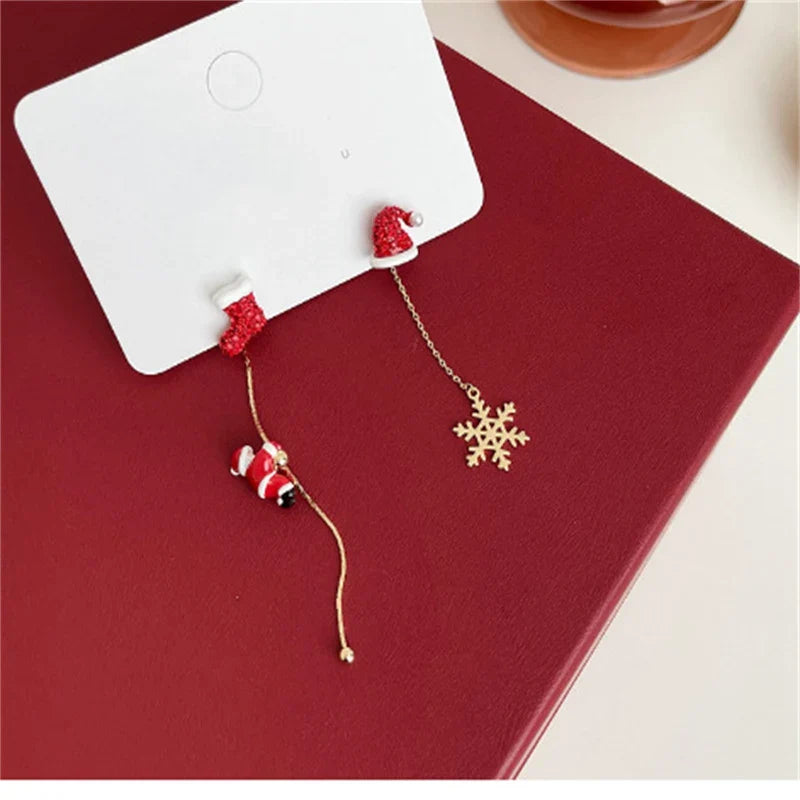 2023 New Zircon Christmas Tree Earrings for Women Shiny Rhinestone Star Pearl Stud Earring New Year Xmas Festival Ear Jewelry