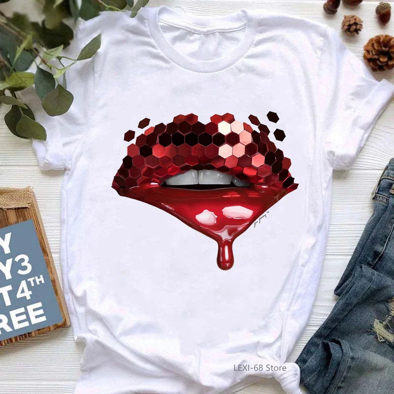 Pink Glitter Lips Graphic Print Tshirt Women'S Clothing Luxurious Makeup T Shirt Haut Femme Aesthetic Clothes T-Shirt Wholesale