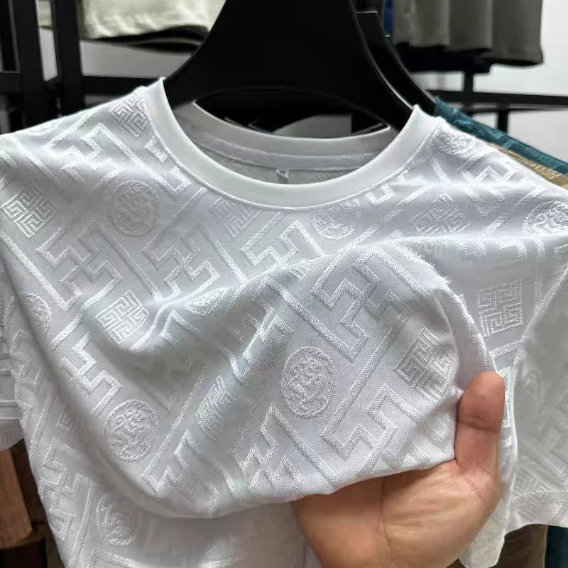 Summer fashion brand high-quality, short sleeve men round neck jacquard design T-shirt.