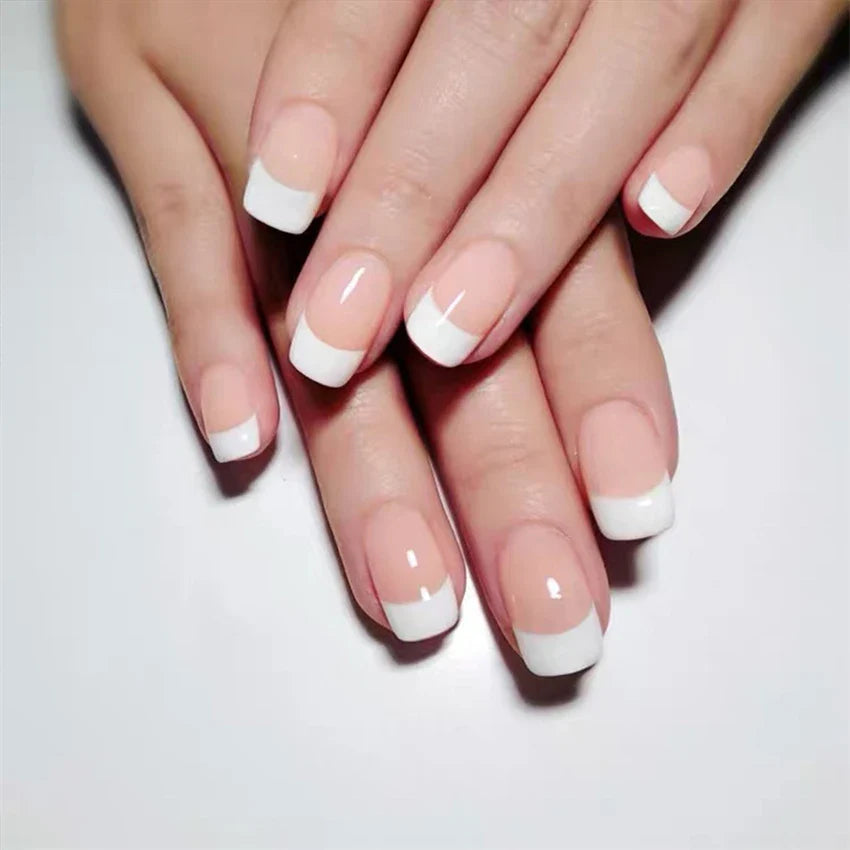 24Pcs/Set American Almond Christmas Wearing False Nails Full Coverage Press on Nails Removable Adhesive Acrylic Fake Nails Tips