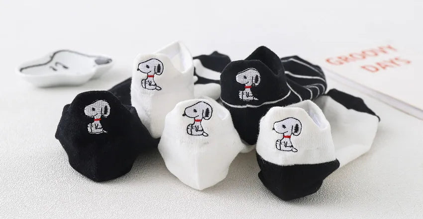 5 Pairs/lot Snoopy Socks Cotton Casual Warm Women Streetwear Kawaii Embroidery Socks Short Happy Ankle Breathable Sports Socks