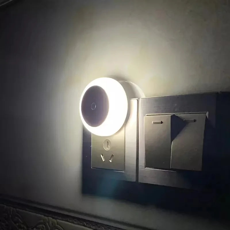 Intelligent Motion Sensor Night Light Auto On/Off Wireless Night Light LED Plug-in Wall Lamp Bedroom Bedside Lamp Home Lighting