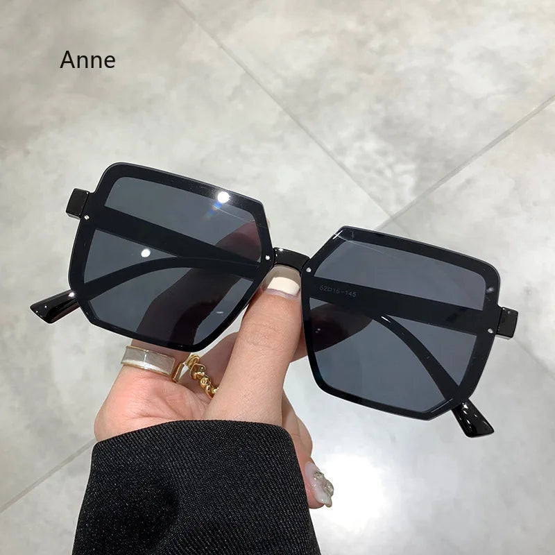 Classic Women's Vintage Sunglasses Women Small Frame Polygon Sun Glasses Lady Outdoor Driving Eyewear UV400 2024 Oculos De Sol