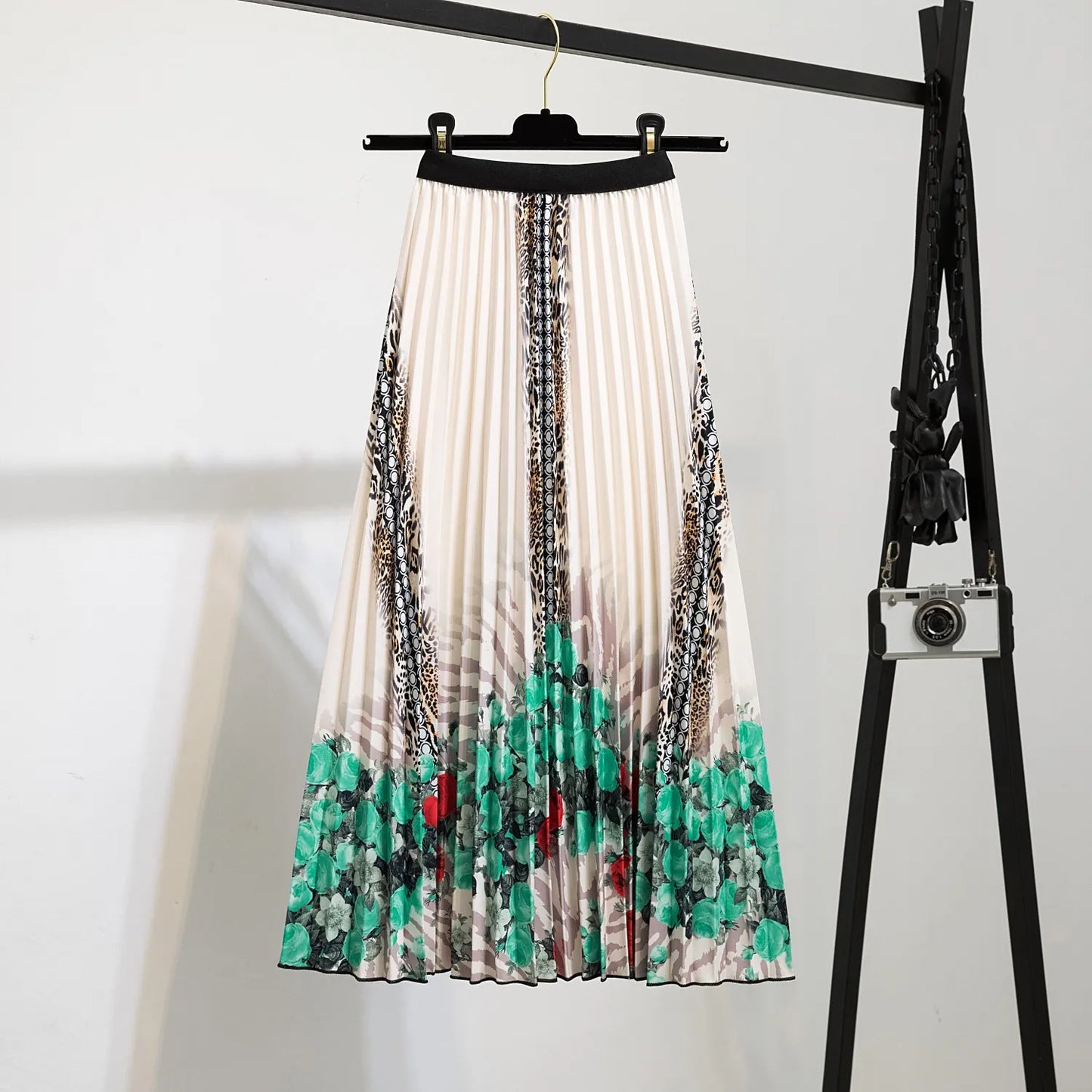 2023 Summer Women Cartoon Print Pleated Skirts A Line High Waisted Elastic Midi Long Skirt Ladies Party Korean Style Dresses