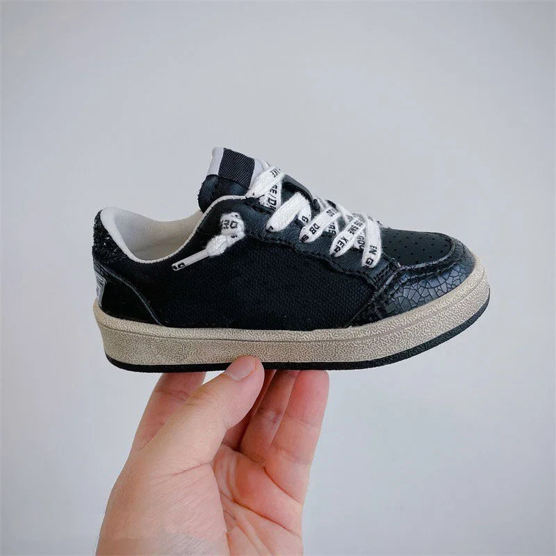 New Designer Boys Girls Star Sneakers Soft Sole Youth Sports Shoes Kids Sneakers Retro Small Dirty Shoes Casual Trainers