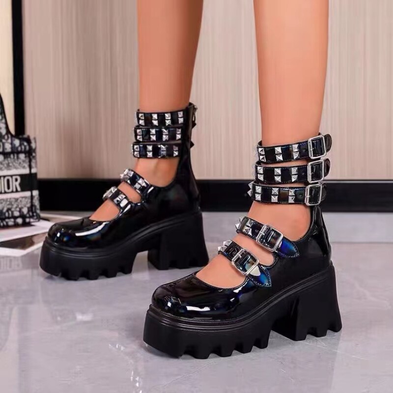 Sandals Women 2023 Summer New Rivet Hollow Thick Wedge Gladiator Heels Fashion Leather Metal Buckle Outdoor Casual Roman Sandals