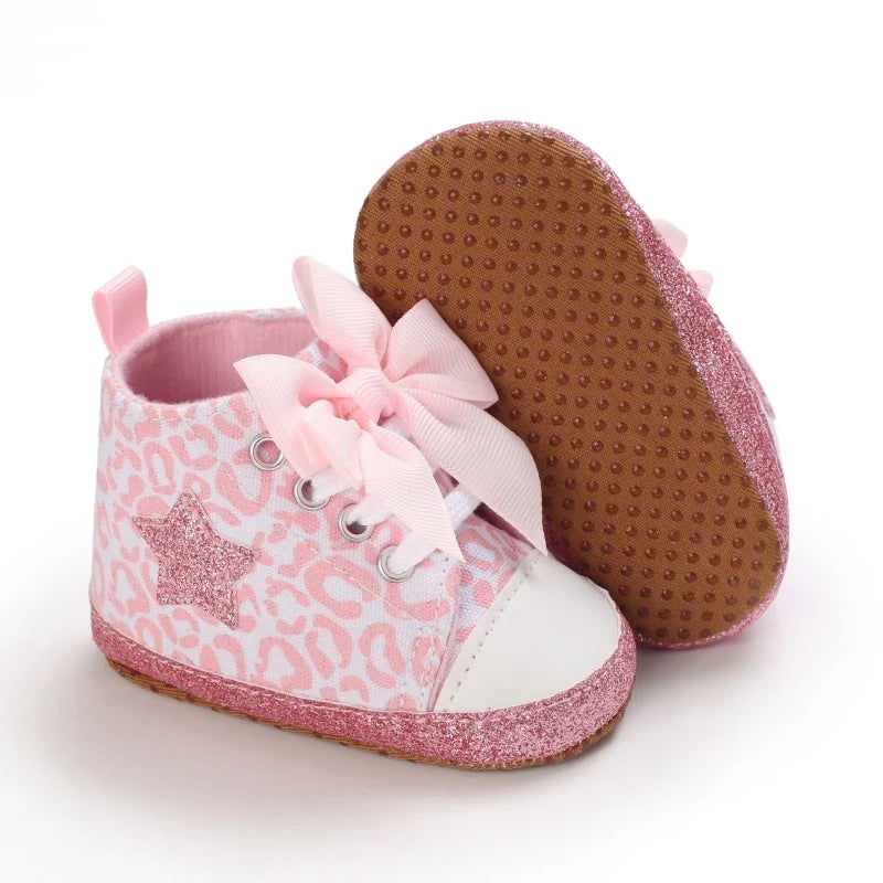 Cute and classic pink themed casual flat shoes for baby girls, soft and comfortable baby walking shoes for 0-18 months