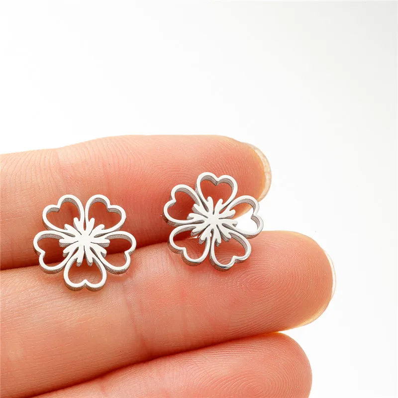 Multiple Stainless Steel Flower Stud Earrings Women Korean Daisy Mandala Rose Lotus Earings Piercing Jewelry Plant Oorbellen